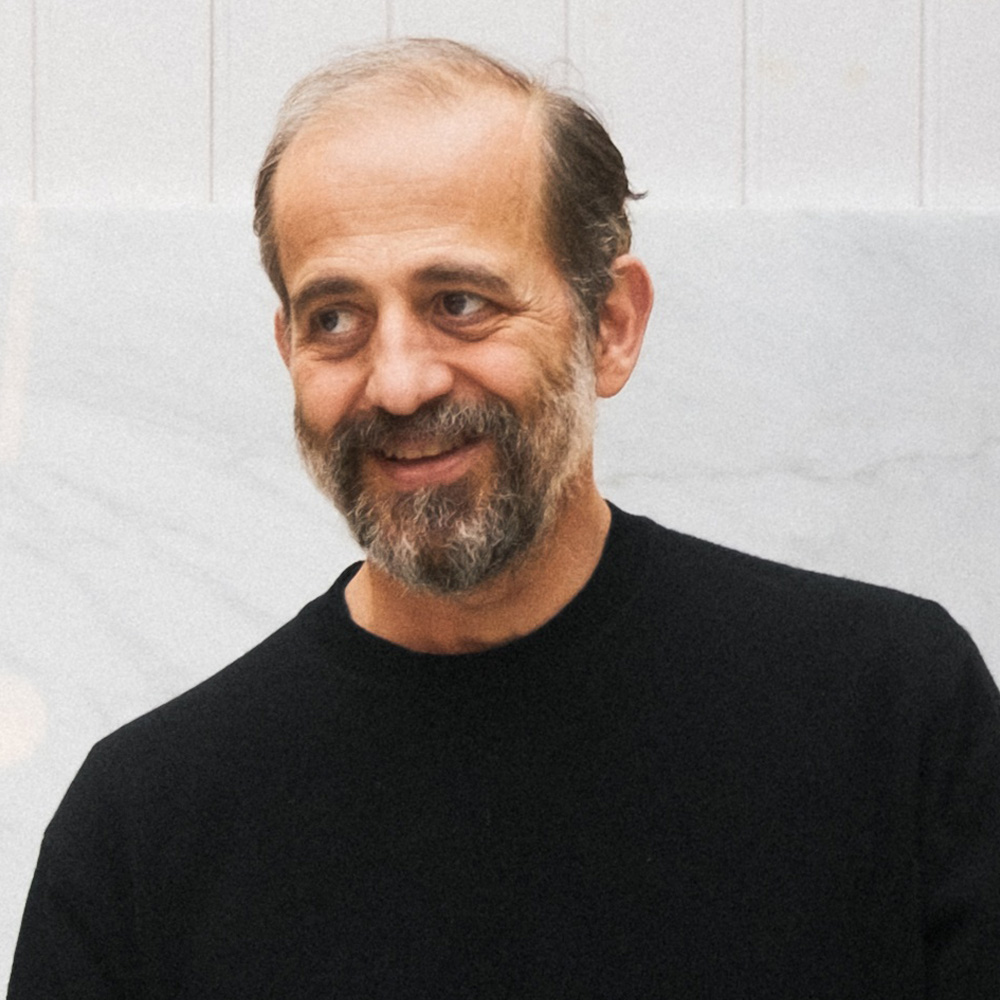 Michael Anastassides（マイケル・アナスタシアデス）