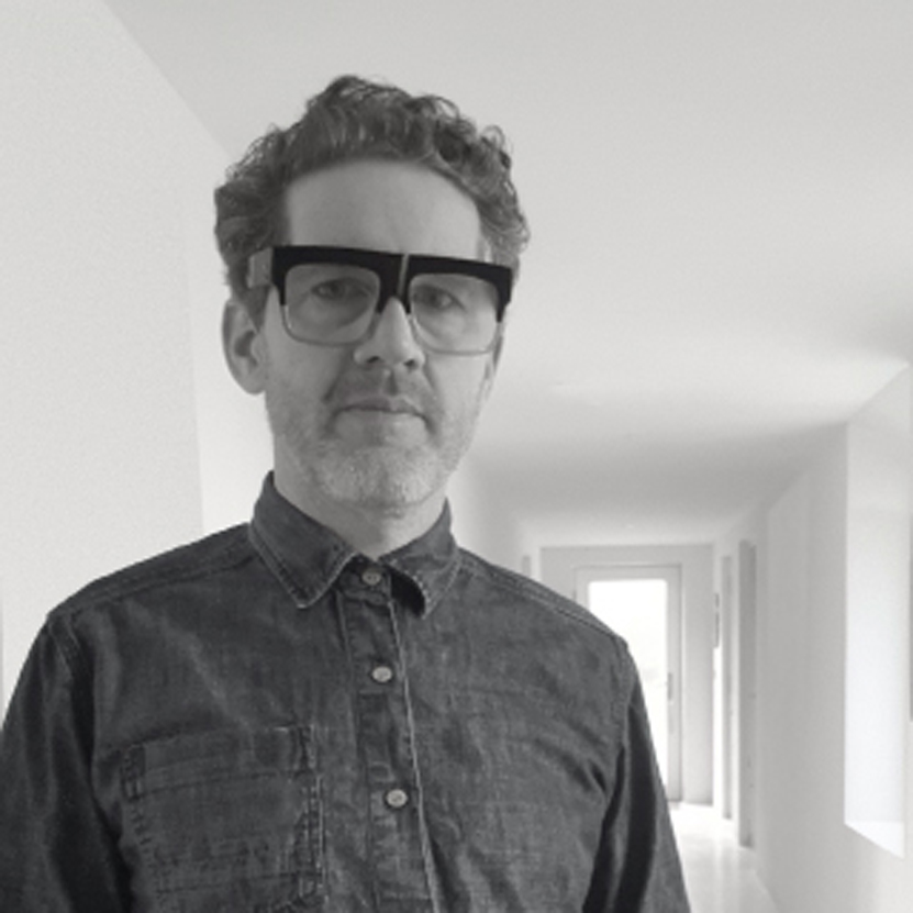 Peter Mac Cann（ペーター・マッカーン）