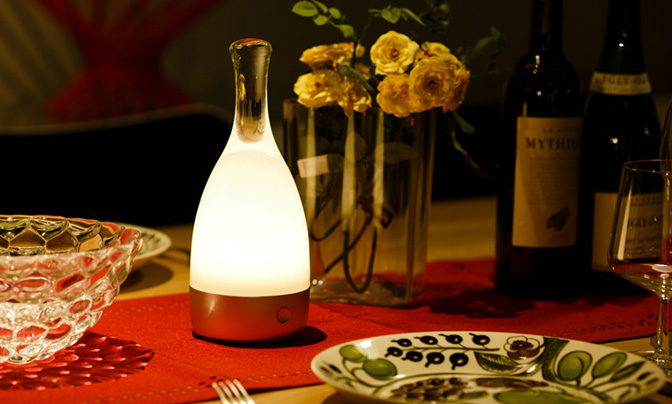 Ambientec アンビエンテック Bottled ボトルド コードレス LEDランプ 充電式 カラー：マットシルバー デザイン：小関 隆一 BL002