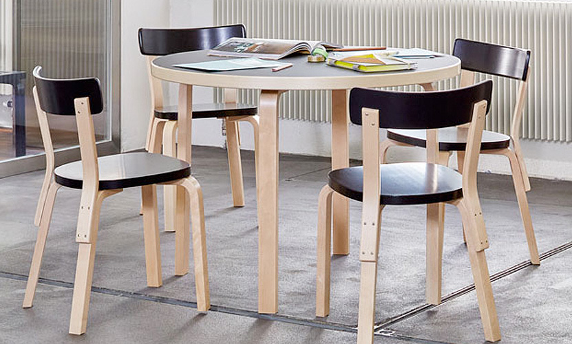 【特別モデル】 Artek アルテック DROP-LEAF TABLE DL81C ドロップリーフ テーブル 81C サイズ：W79 / 112.5cm 厚み 4cm 4本脚 ツートンカラー：３色 デザイン：アルヴァ・アアルト