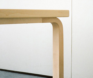 Artek アルテック TABLE 80B テーブル 80B サイズ：100×60cm 厚み 4cm 4本脚 カラー：３色 デザイン：アルヴァ・アアルト