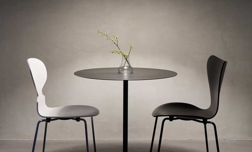 DUENDE デュエンデ SOLID STEEL DINER TABLE ROUND ソリッドスチールダイナーテーブル ラウンド DU330 カラー：ダークグレー デザイン：PERMANENT31