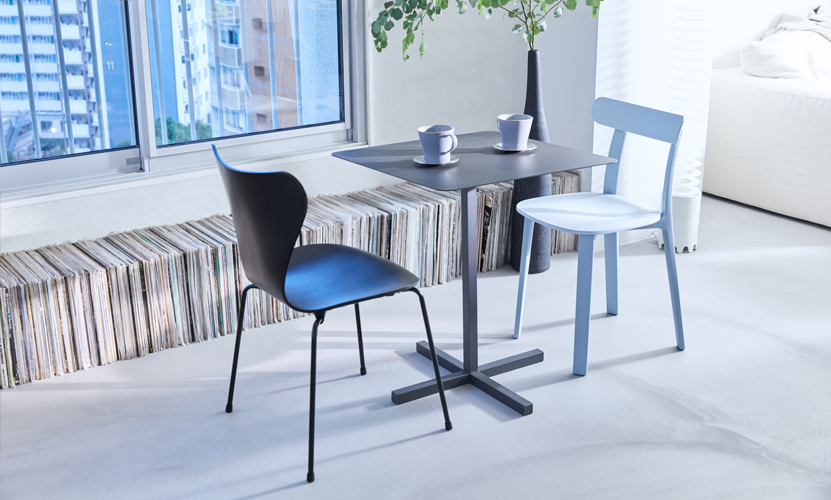 DUENDE デュエンデ SOLID STEEL DINER TABLE SQUARE ソリッドスチールダイナーテーブル スクエア DU331 カラー：ダークグレー デザイン：PERMANENT31
