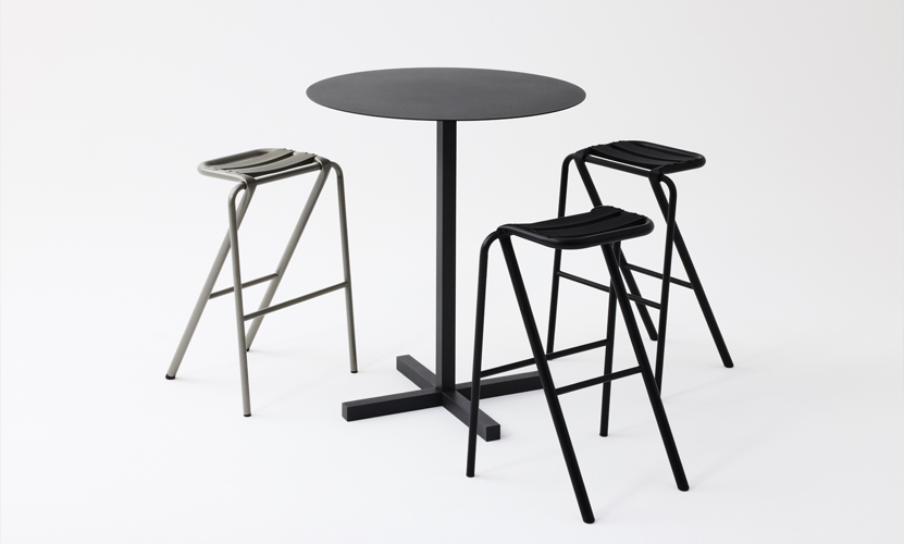 DUENDE デュエンデ SOLID STEEL HIGH DINER TABLE ROUND ソリッドスチールハイダイナーテーブル ラウンド DU0332 カラー：ダークグレー デザイン：PERMANENT31