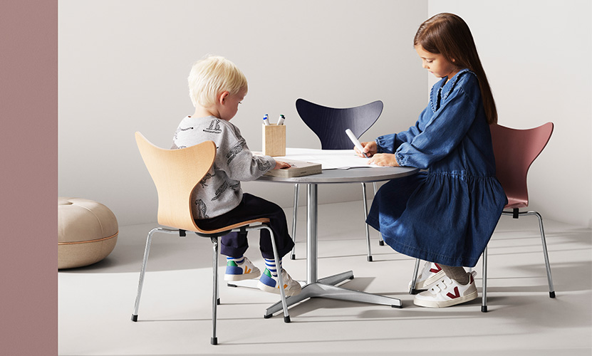 FRITZ HANSEN フリッツ・ハンセン CHILDREN'S CHAIR 子供用チェア