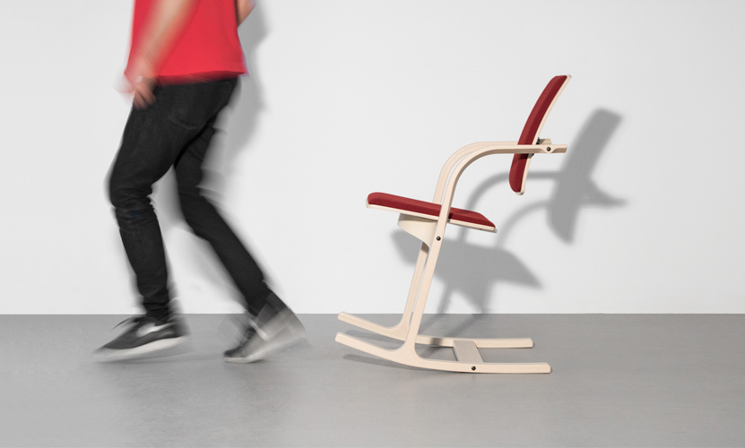 Varier ヴァリエール ACTULUM アクチュラム ワークチェア ダイニングチェア カラー：ブラック デザイン：ピーター・オプスヴィック