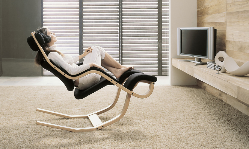 Varier ヴァリエール GRAVITY グラビティ ラウンジチェア カラー：ブラック デザイン：ピーター・オプスヴィック