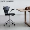 FRITZ HANSEN フリッツ・ハンセン SERIES 7 セブンチェア 3217 アームチェア フルパディング エッセンシャルレザー カラー：5色 ベースカラー：6色 デザイン：アルネ・ヤコブセン （シート高さ調整機能 44-56cm・回転機能・キャスター付き）