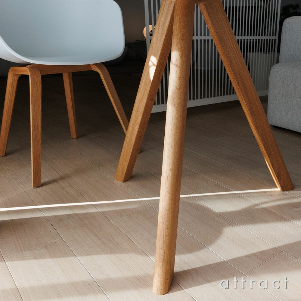 HAY ヘイ Copenhague コペンハーグ CPH 20 ラウンドテーブル Φ90cm カラー：6色 ベース：オーク（ウォーターラッカー 水性塗装） デザイン：ロナン＆エルワン・ブルレック