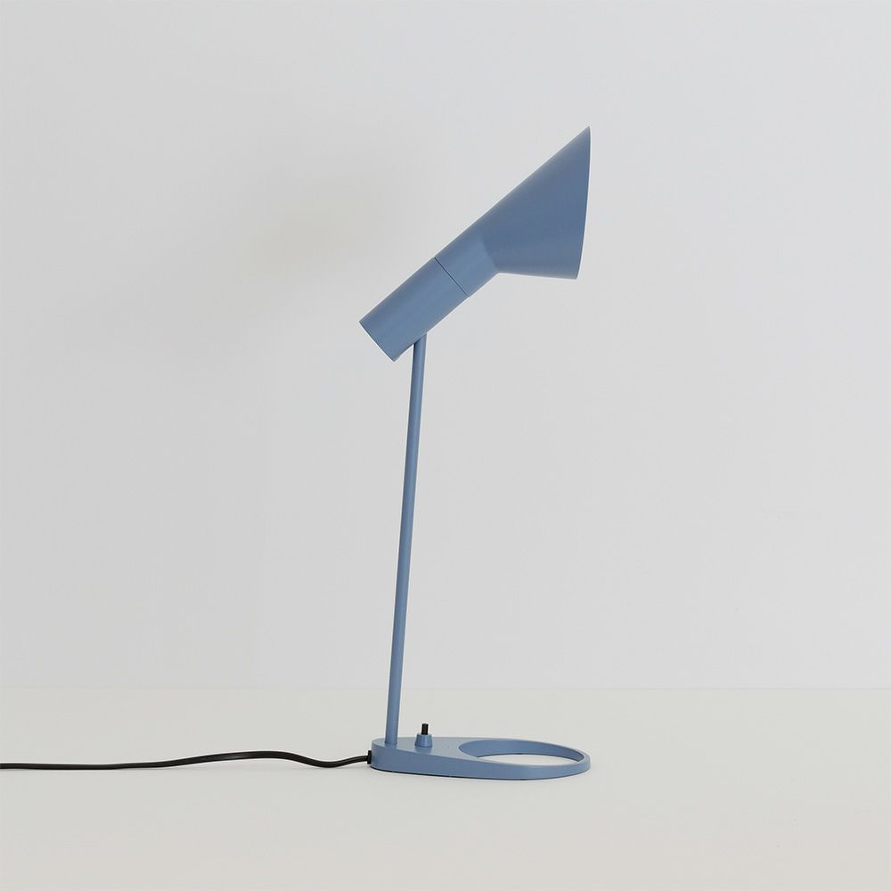 Louis Poulsen ルイスポールセン AJ Mini Table AJ ミニ テーブル テーブルランプ カラー：ダスティ・ブルー デザイン：アルネ・ヤコブセン