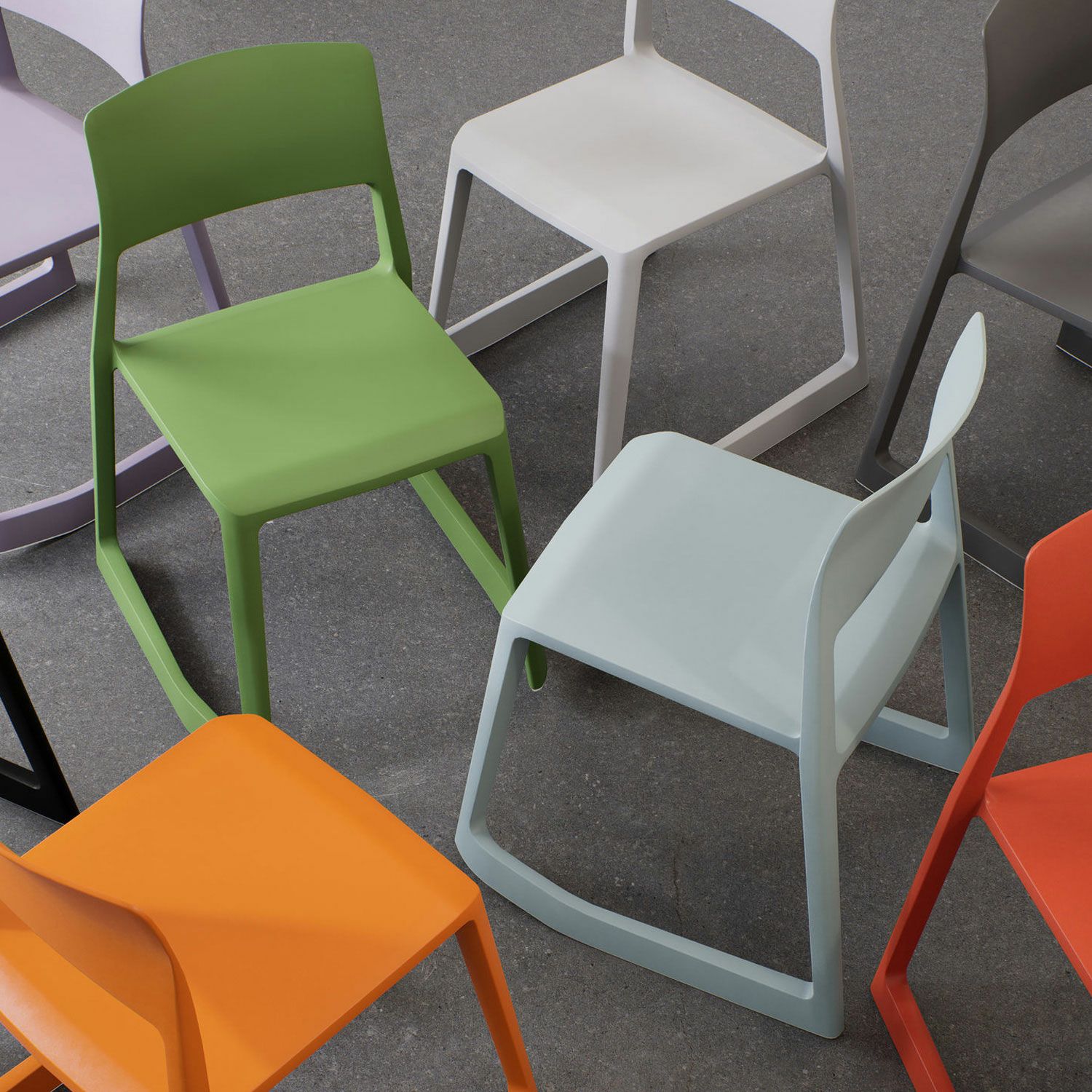 Vitra ヴィトラ Tip Ton RE ティプトンリ スタッキングチェア アウトドア カラー：8色 デザイン：バーバー・オズガビー