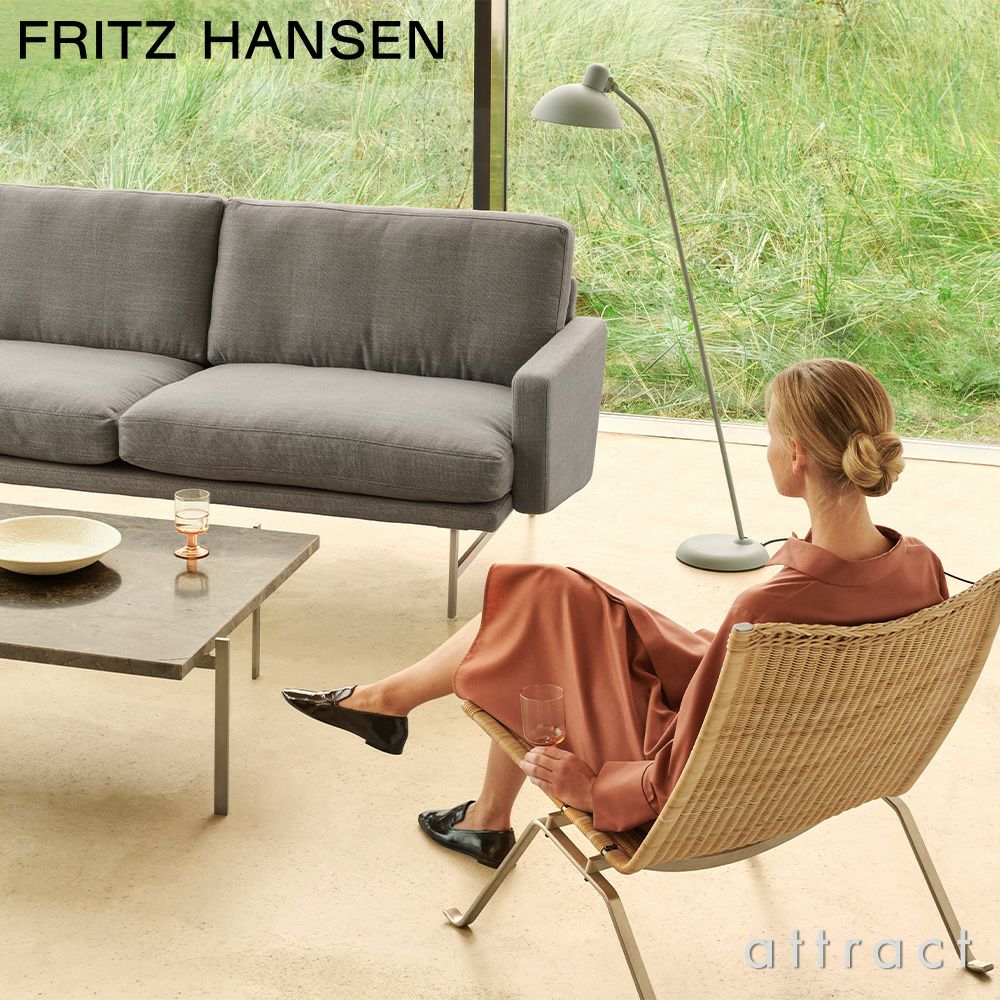 FRITZ HANSEN フリッツ・ハンセン PK22 ラウンジチェア カラー：籐 サテン仕上げステンレススチールベース デザイン：ポール・ケアホルム