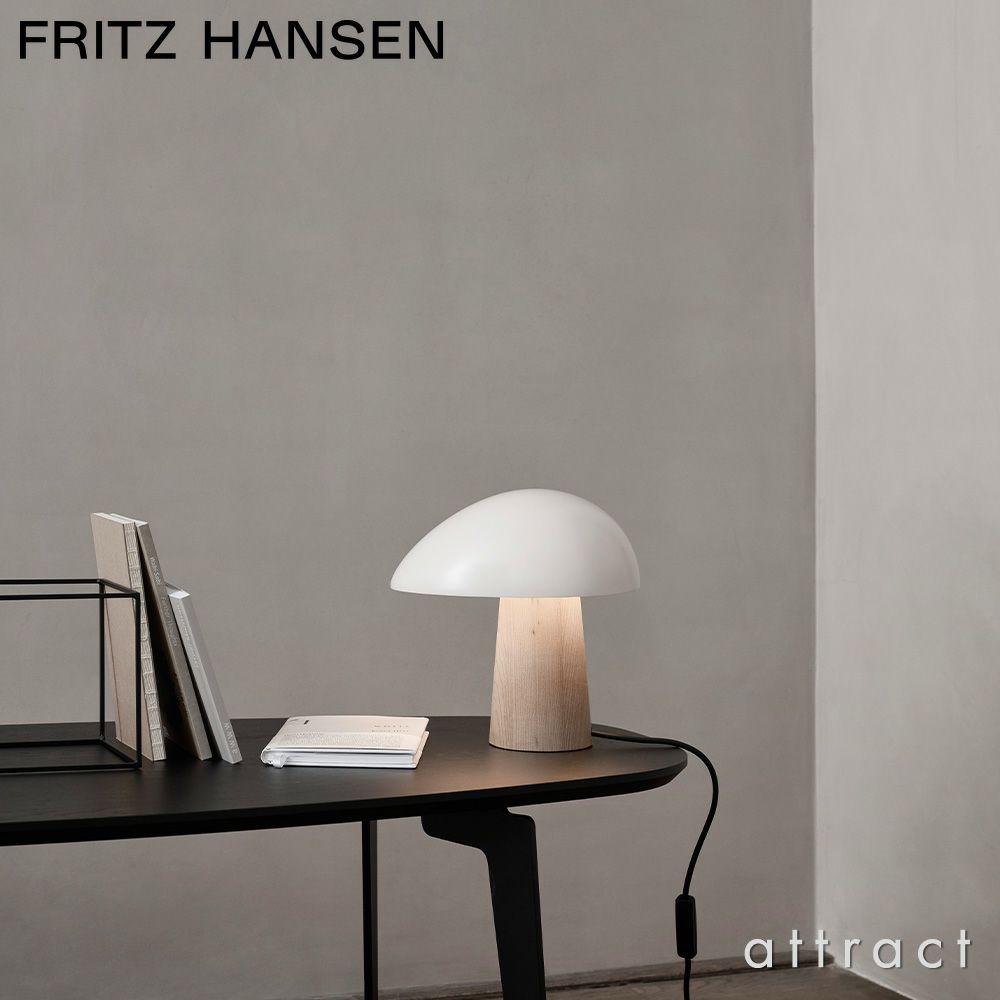 FRITZ HANSEN フリッツ・ハンセン NIGHT OWL ナイト・オウル Colour/Ash カラー/アッシュ テーブルランプ カラー：2色 デザイン：ニコライ・ウィグ・ハンセ