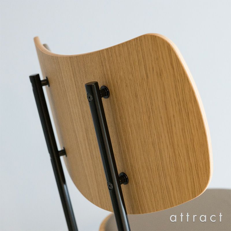 Carl Hansen & Son カール・ハンセン＆サン VLA26P VEGA CHAIR ヴェガチェア オーク 張座 レザー：Loke デザイン：ヴィルヘルム・ラウリッツェン