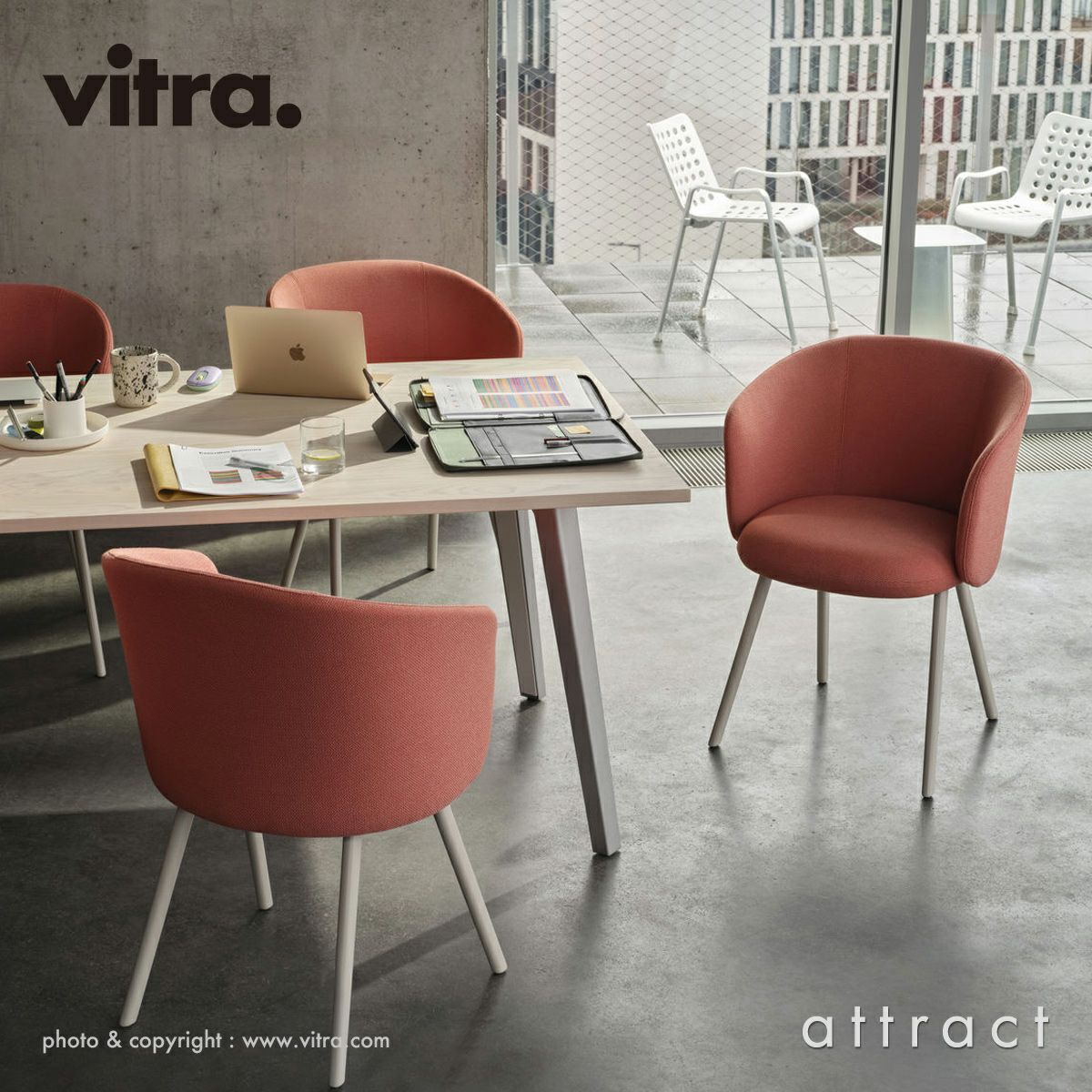 Vitra ヴィトラ Mikado ミカド アームチェア アルミダイキャストベース （カラー：4色） ウッドベース（カラー：2色） ファブリック：F80（Dumet デュメ） デザイン：バーバー・オズガビー