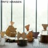 FRITZ HANSEN フリッツ・ハンセン SERIES 7 セブンチェア 3107 チェア ナチュラルウッド カラー：ウォルナット ベースカラー：ブラウンブロンズ粉体塗装 デザイン：アルネ・ヤコブセン