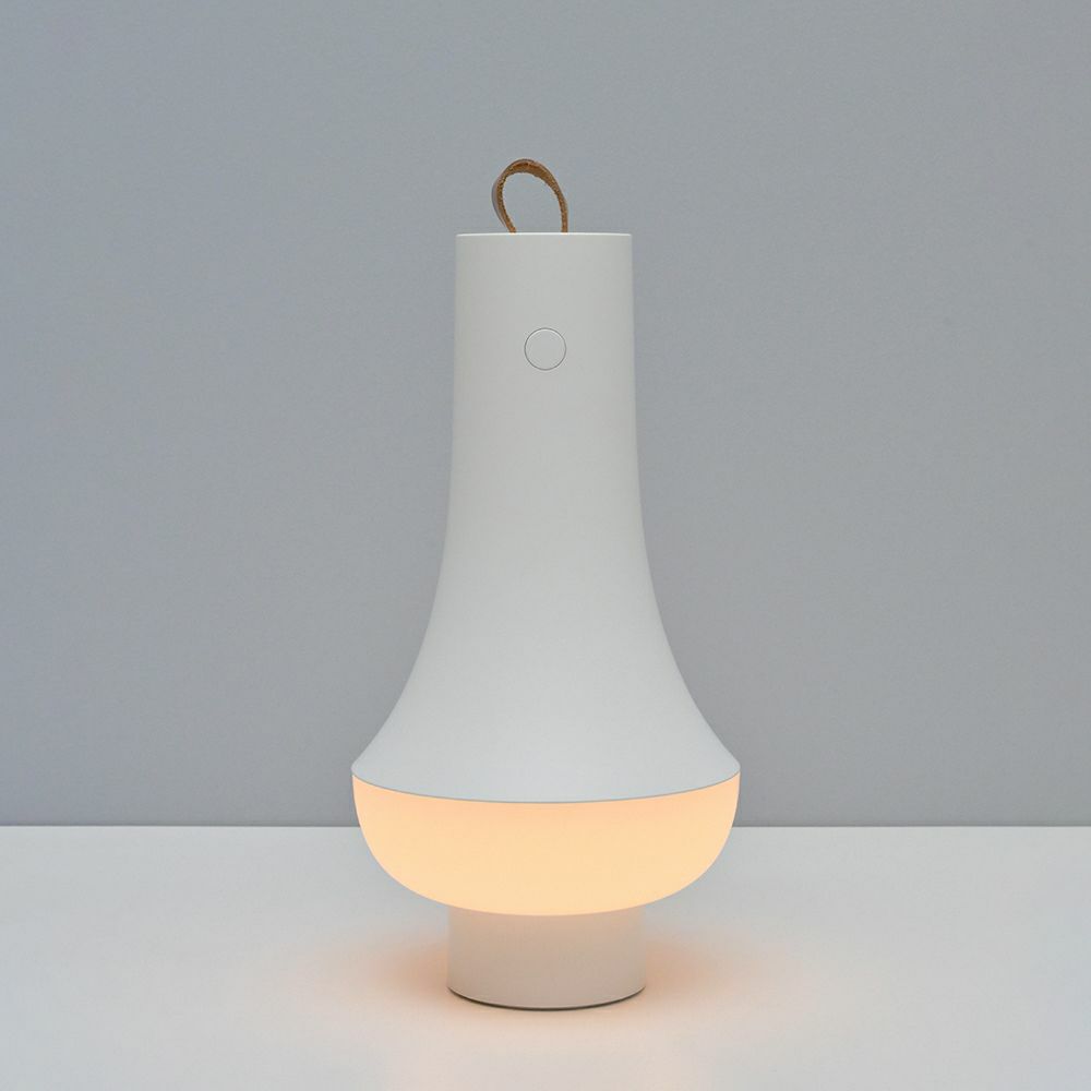 Louis Poulsen ルイスポールセン Tomoshi Portable トモシ ポータブル テーブルランプ カラー：ホワイト デザイン： nendo（佐藤 オオキ）