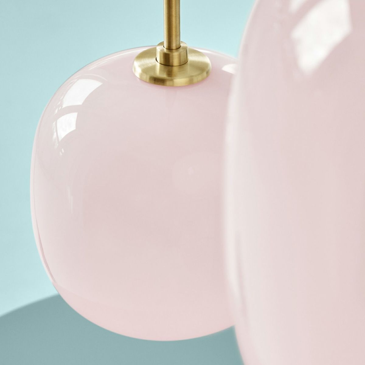 Louis Poulsen ルイスポールセン VL45 Radiohouse ラジオハウス ペンダント Φ250mm カラー：ペール・ローズ デザイン：ヴィルヘルム・ラウリッツェン