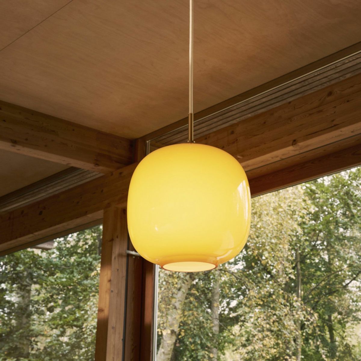 Louis Poulsen ルイスポールセン VL 45 Radiohouse ラジオハウス ペンダント Φ250mm カラー：ペール・イエロー デザイン：ヴィルヘルム・ラウリッツェン