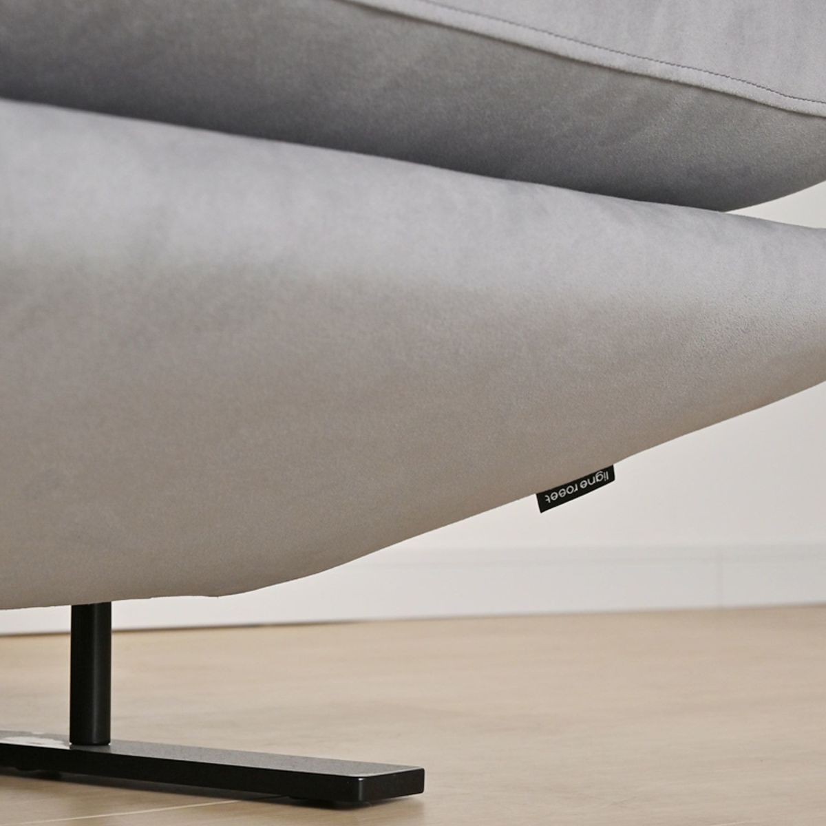 ligne roset リーン・ロゼ ROSETPrado ロゼプラド 2P ソファ 2人掛け ファブリック：Lランク（ウルトラスエード HP） 背クッション：2点セット デザイン：クリスチャン・ウェルナー