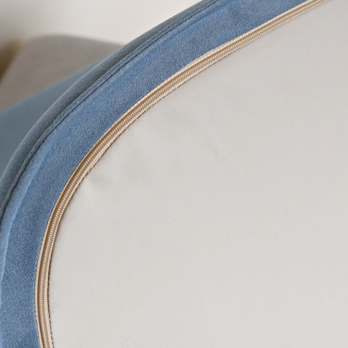 ligne roset リーン・ロゼ ROSETPrado ロゼプラド 3P ソファ 3人掛け ファブリック：Lランク（ウルトラスエード HP） 背クッション：3点セット デザイン：クリスチャン・ウェルナー