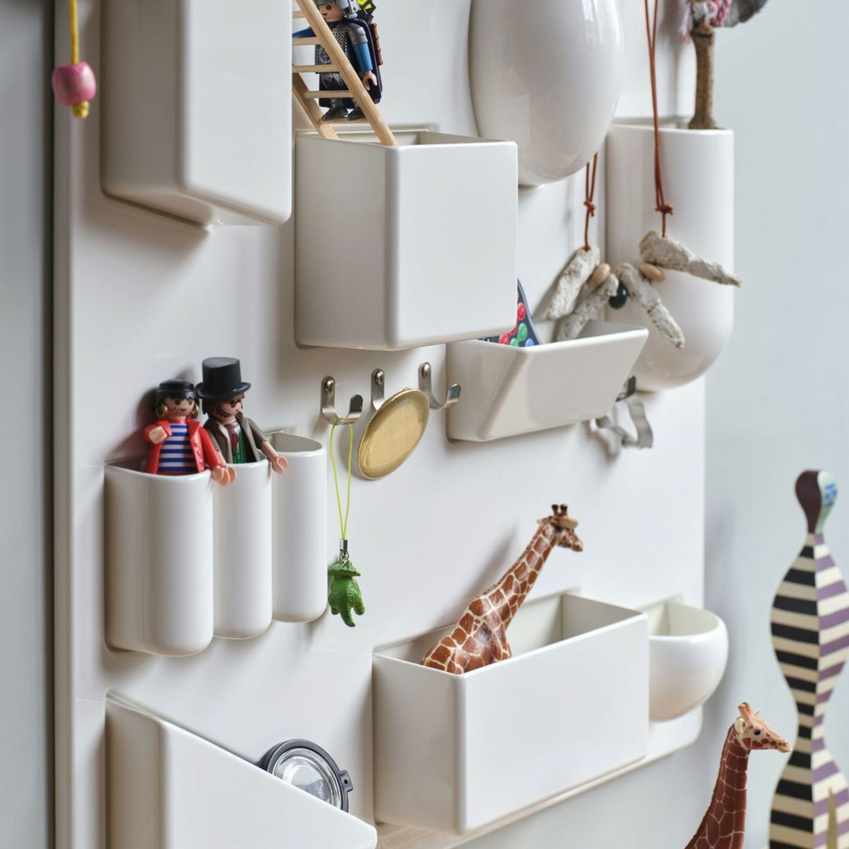 Vitra ヴィトラ Uten. Silo RE I ウーテン シロ リ 1 カラー：4色 再生ABSプラスチック デザイン：ドロシー・ベッカー