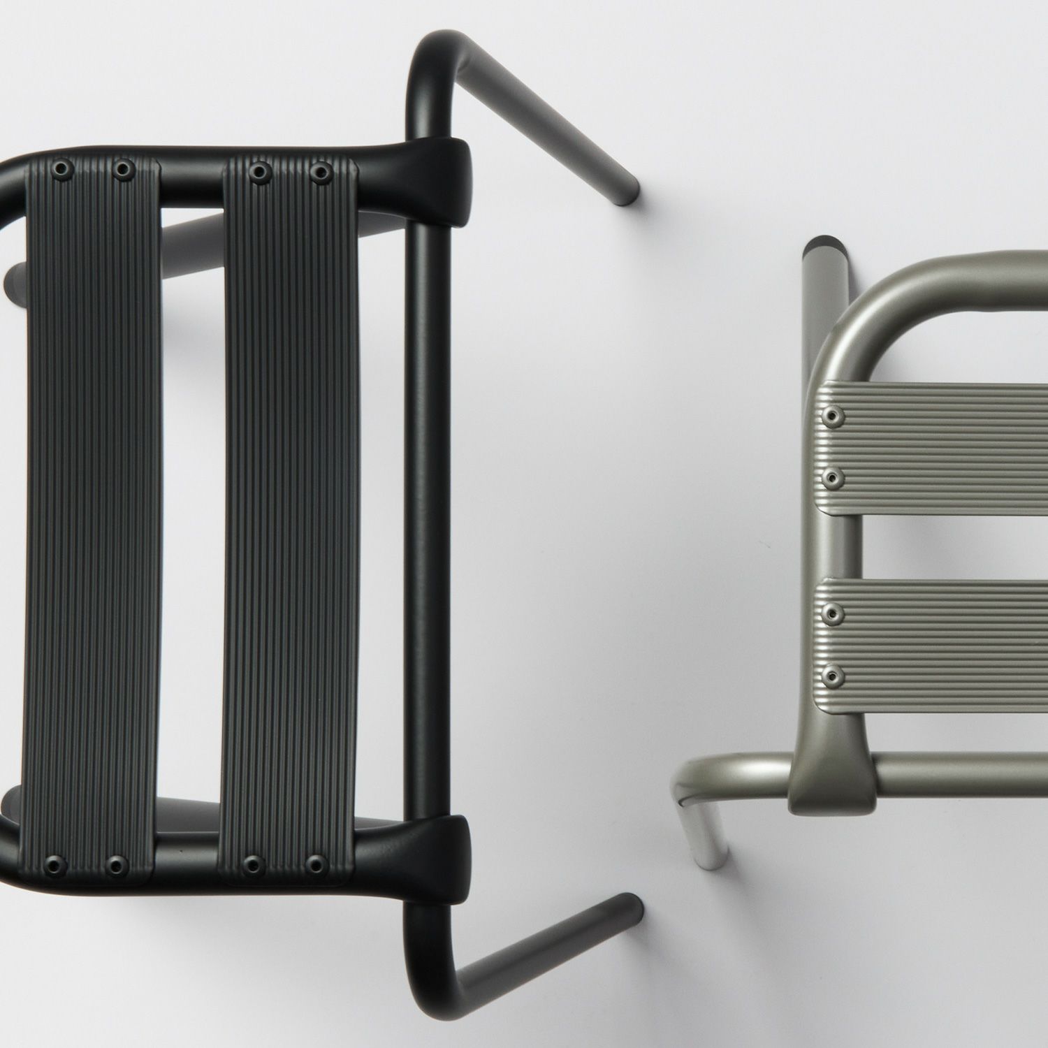 DUENDE デュエンデ BENT HIGH STOOL ベント ハイスツール DU0321 高さ：63cm カラー：2色 デザイン：岩元 航大