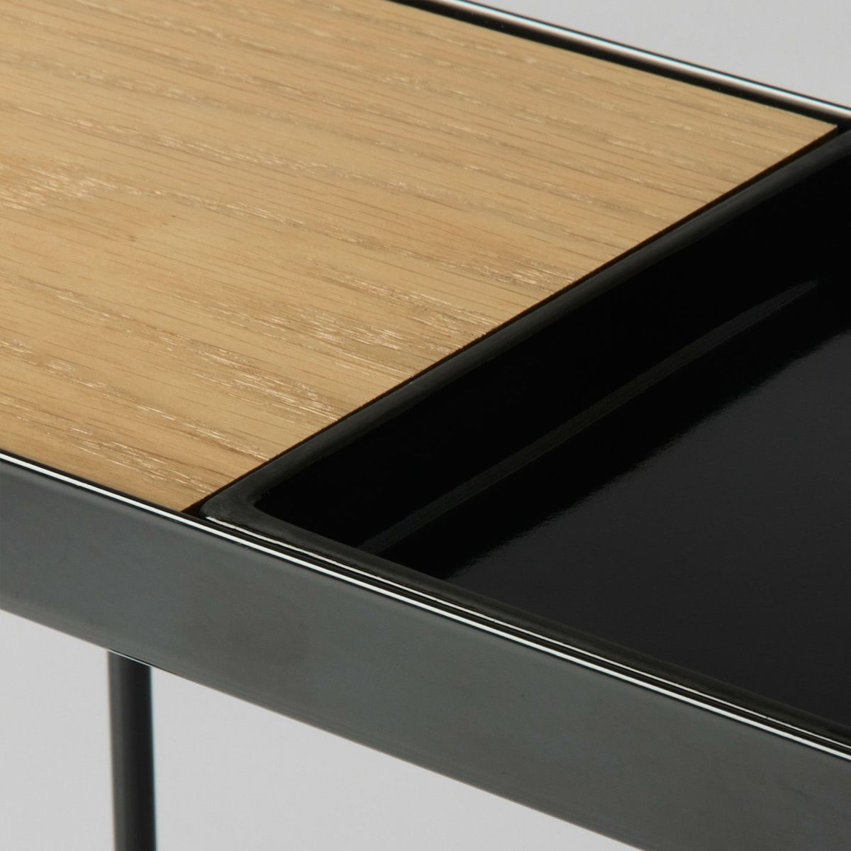 DUENDE デュエンデ COMPANION コンパニオン サイドテーブル DU0031 DU0032 カラー：2色 デザイン：Peter Mac Cann