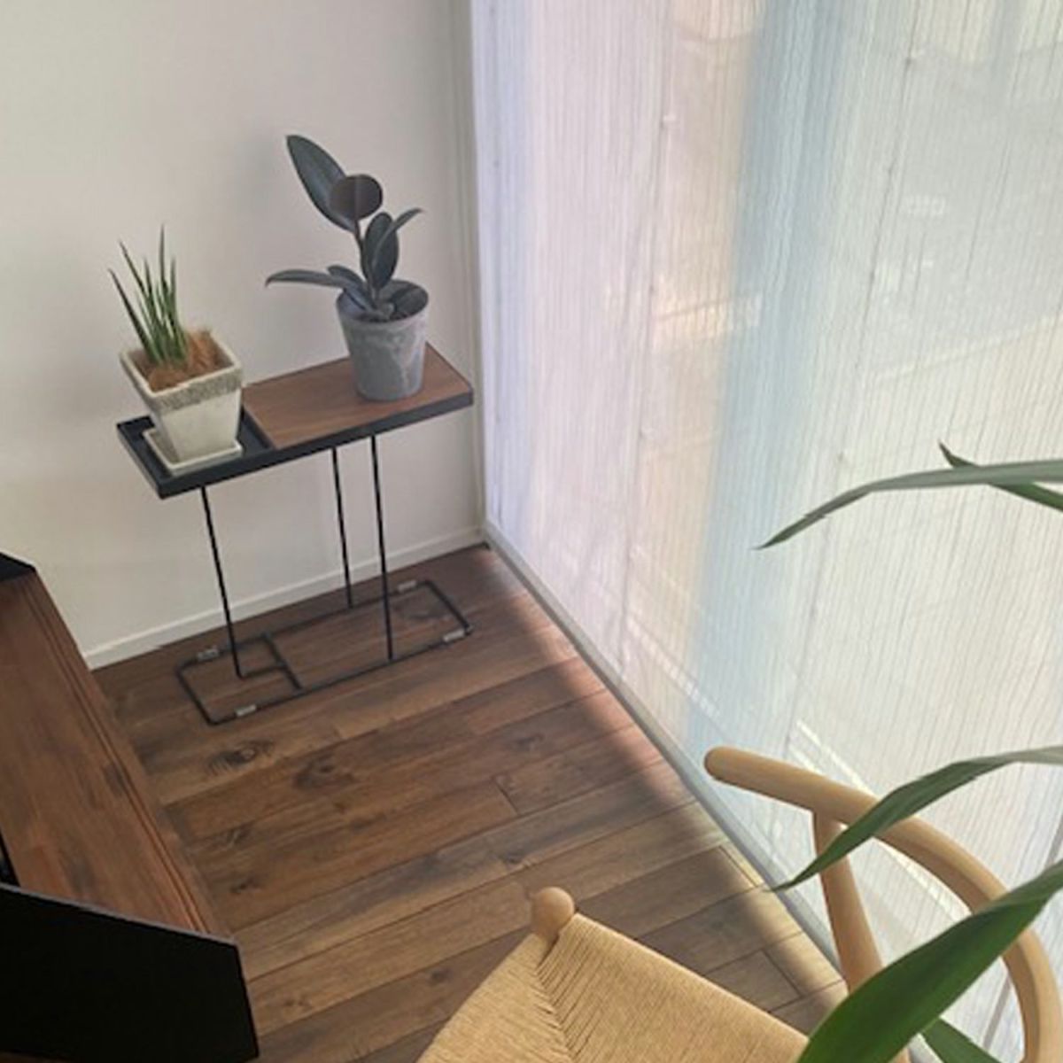 DUENDE デュエンデ COMPANION コンパニオン サイドテーブル DU0031 DU0032 カラー：2色 デザイン：Peter Mac Cann