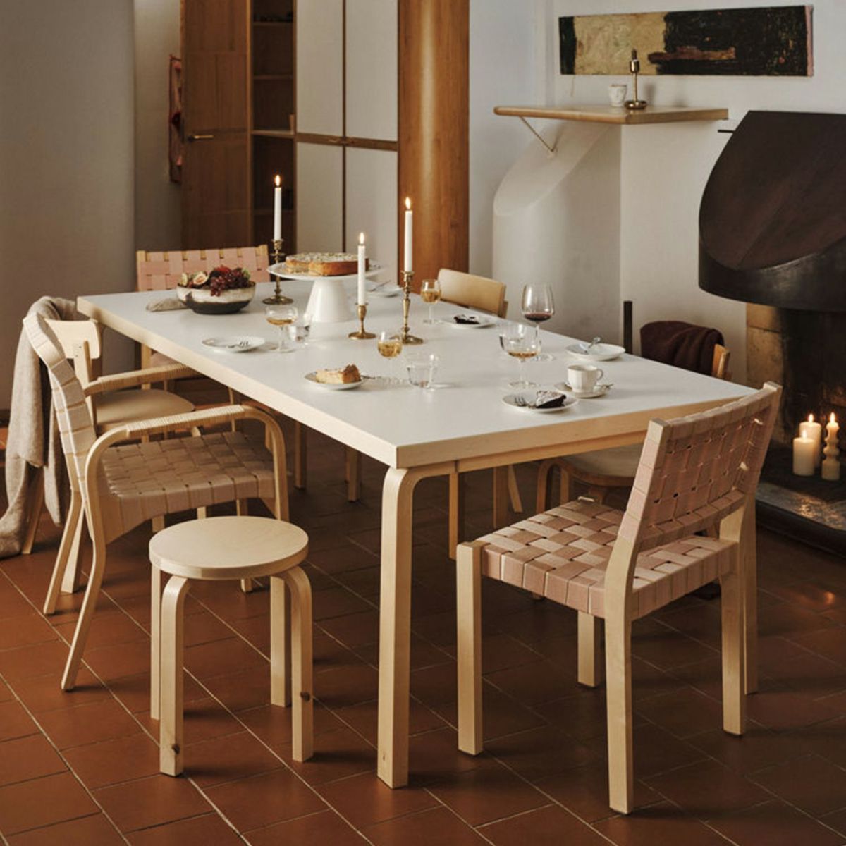 Artek アルテック 45 Armchair 45 アームチェア ラウンジチェア バーチ ナチュラルラッカー リネンウェビングテープ カラー：6色 アームレスト：ラタン巻き デザイン：アルヴァ・アアルト