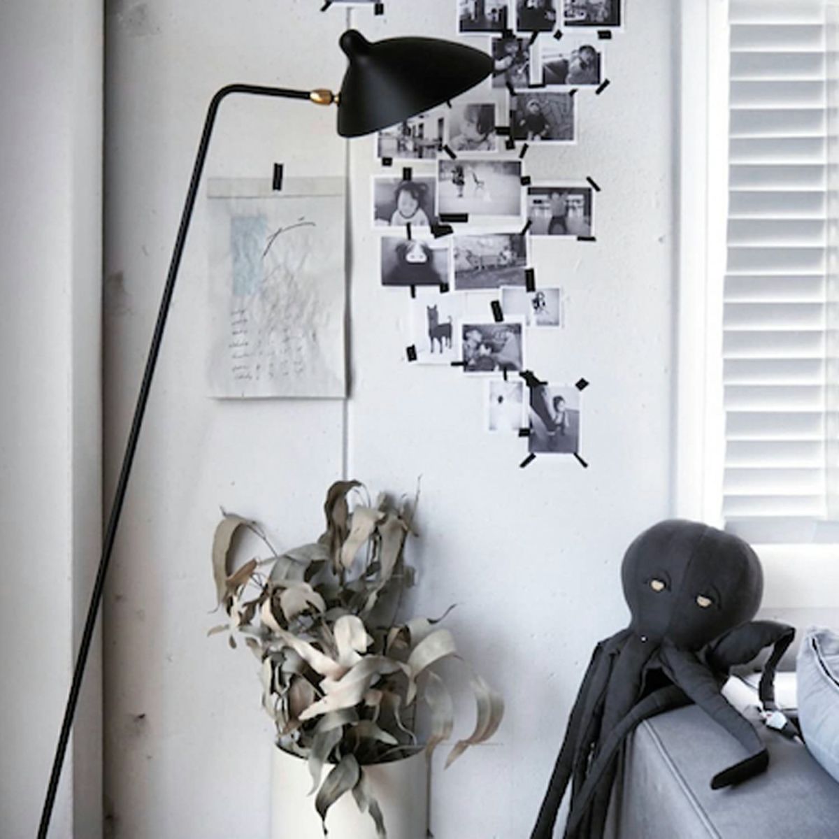 DUENDE デュエンデ MUKOU ムコウ アンブレラスタンド傘立て DU0120 専用水受け付属 カラー：2色 デザイン：PINTO