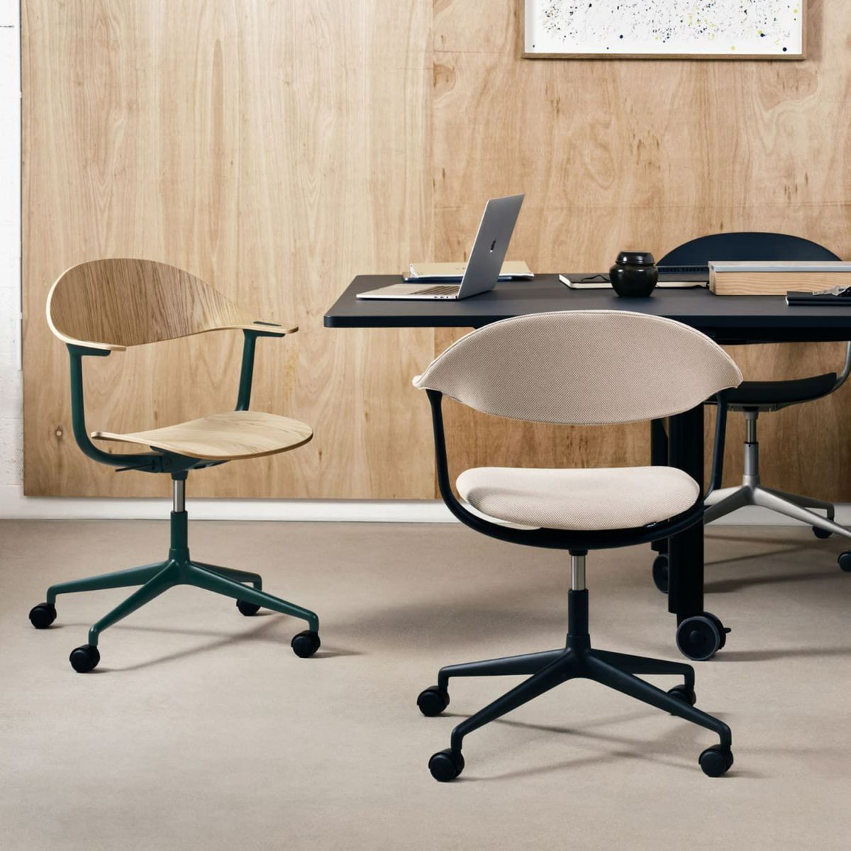 Vitra ヴィトラ Mynt ミント 4スターベース シート＆バックレスト：プライウッド ベースカラー：4色 デザイン：エルワン・ブルレック