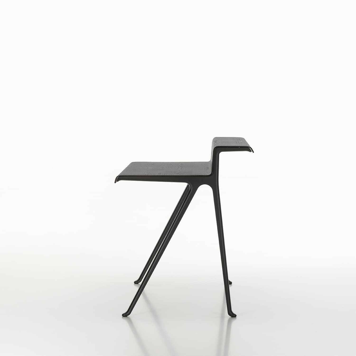 Vitra ヴィトラ Courier クーリエ サイズ：120×72.5cm 天板：2種類 ベース：3色 デザイン：ロナン・ブルレック