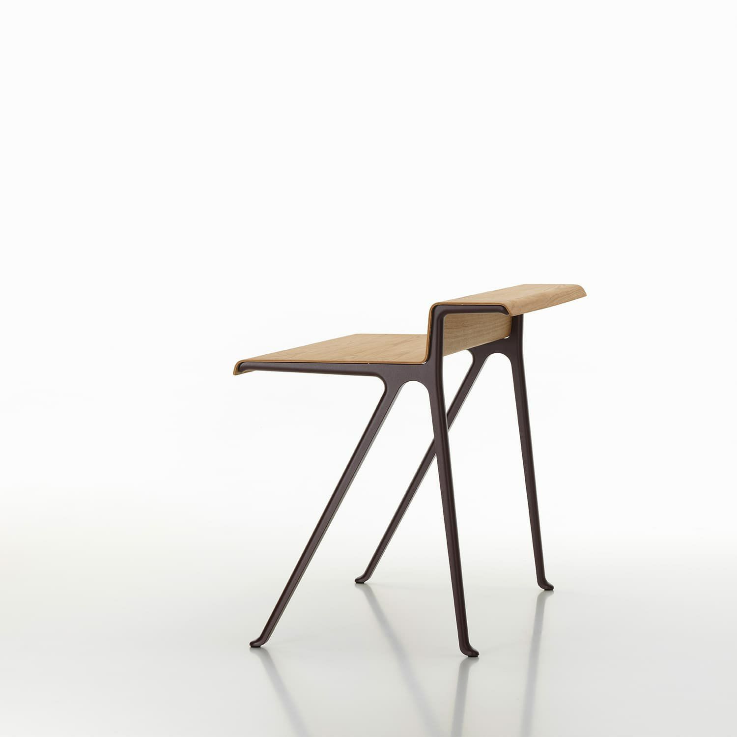 Vitra ヴィトラ Courier クーリエ サイズ：120×72.5cm 天板：2種類 ベース：3色 デザイン：ロナン・ブルレック