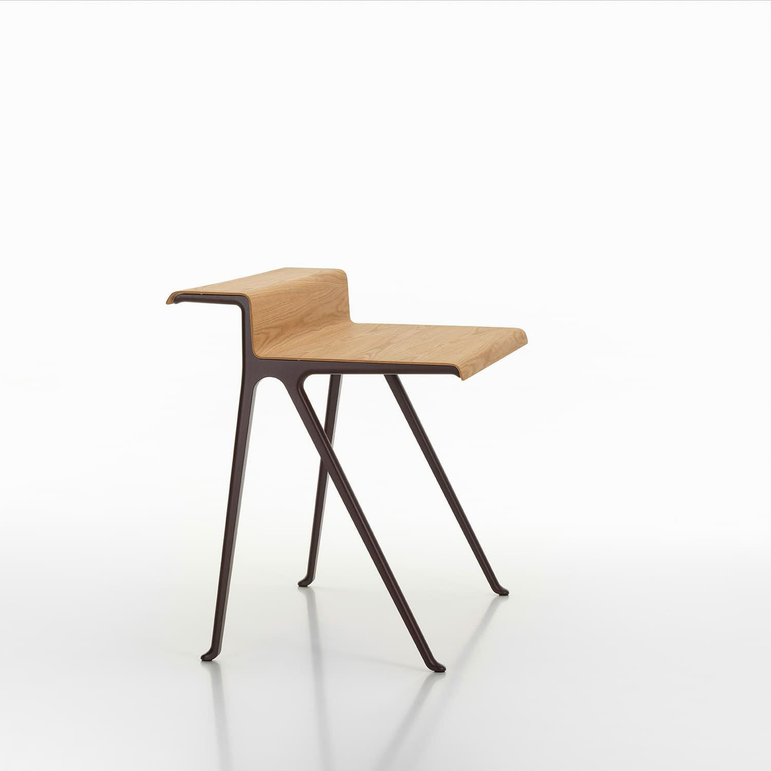 Vitra ヴィトラ Courier クーリエ サイズ：120×72.5cm 天板：2種類 ベース：3色 デザイン：ロナン・ブルレック