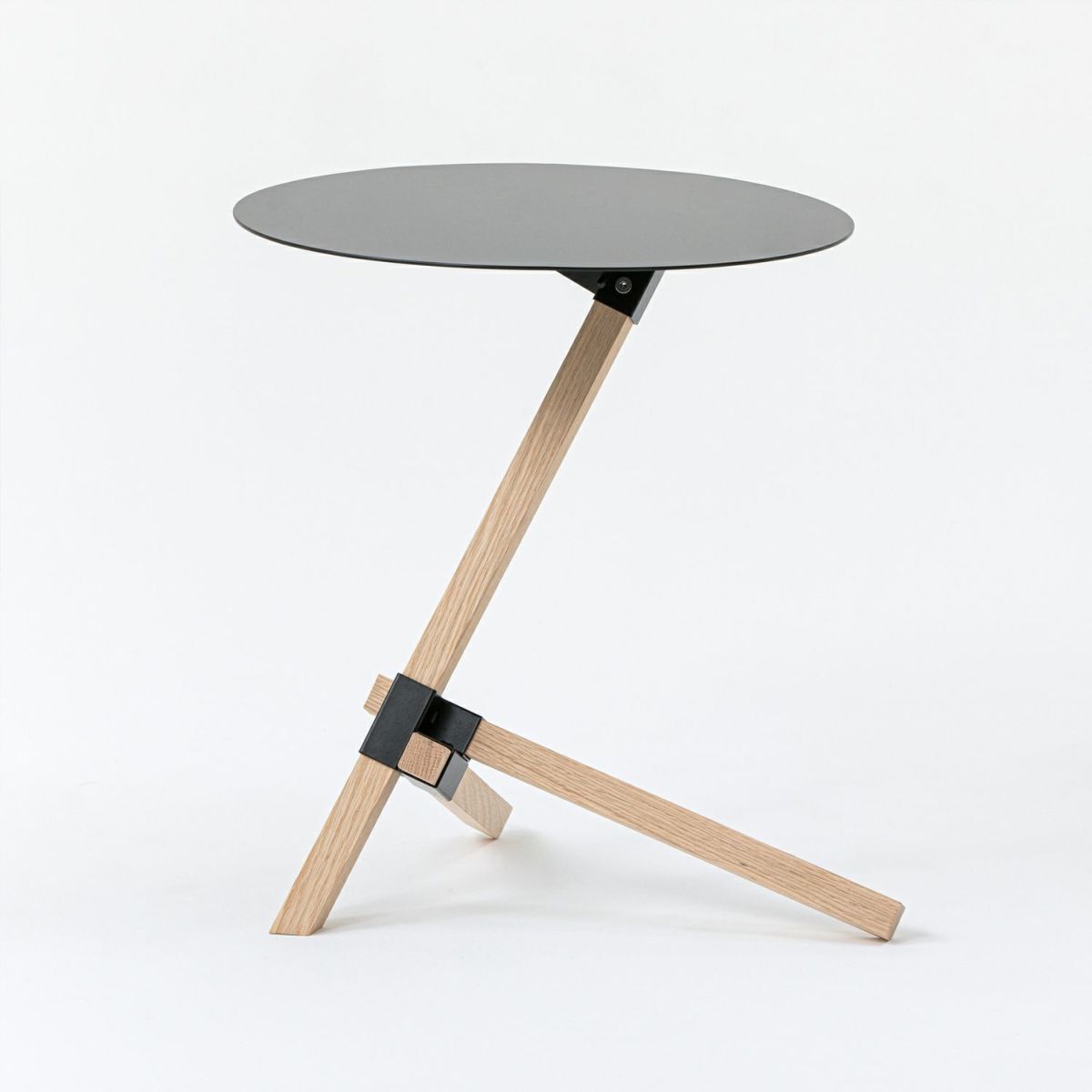 DUENDE デュエンデ TRE トレ サイドテーブル DU0210 無塗装 カラー：2色 デザイン：芦沢 啓治