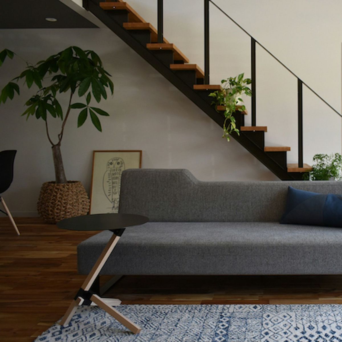 DUENDE デュエンデ TRE トレ サイドテーブル DU0210 無塗装 カラー：2色 デザイン：芦沢 啓治