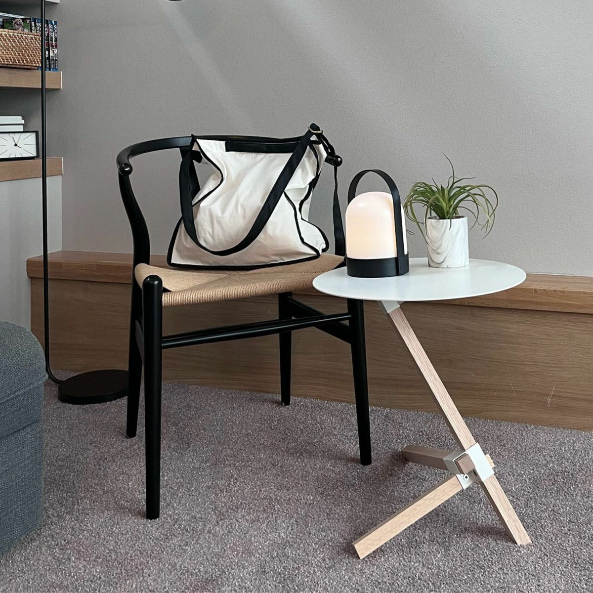 DUENDE デュエンデ TRE トレ サイドテーブル DU0210 無塗装 カラー：2色 デザイン：芦沢 啓治