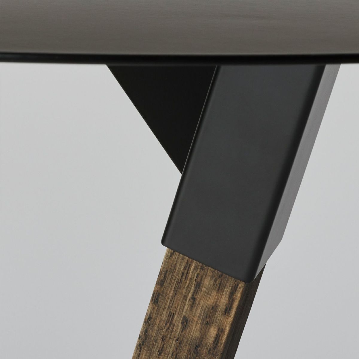 DUENDE デュエンデ TRE トレ サイドテーブル DU0211 オイルステインフィニッシュ カラー：2色 デザイン：芦沢 啓治