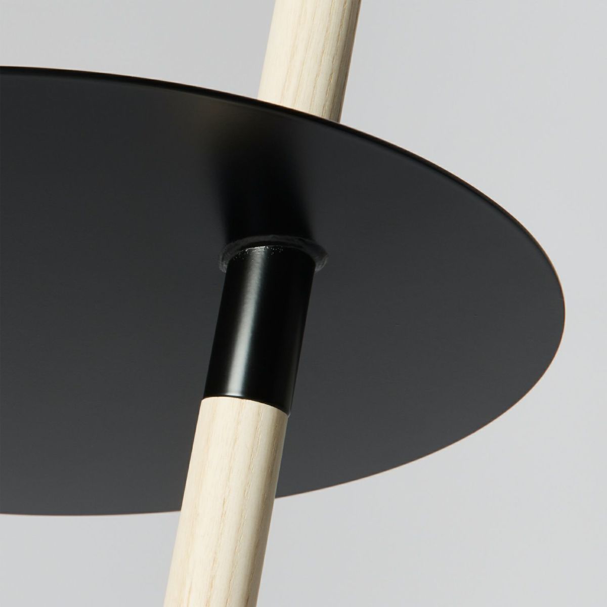 DUENDE デュエンデ TUBE & ROD チューブ＆ロッド サイドテーブル DU0270 無塗装 カラー：2色 デザイン：松尾 直哉