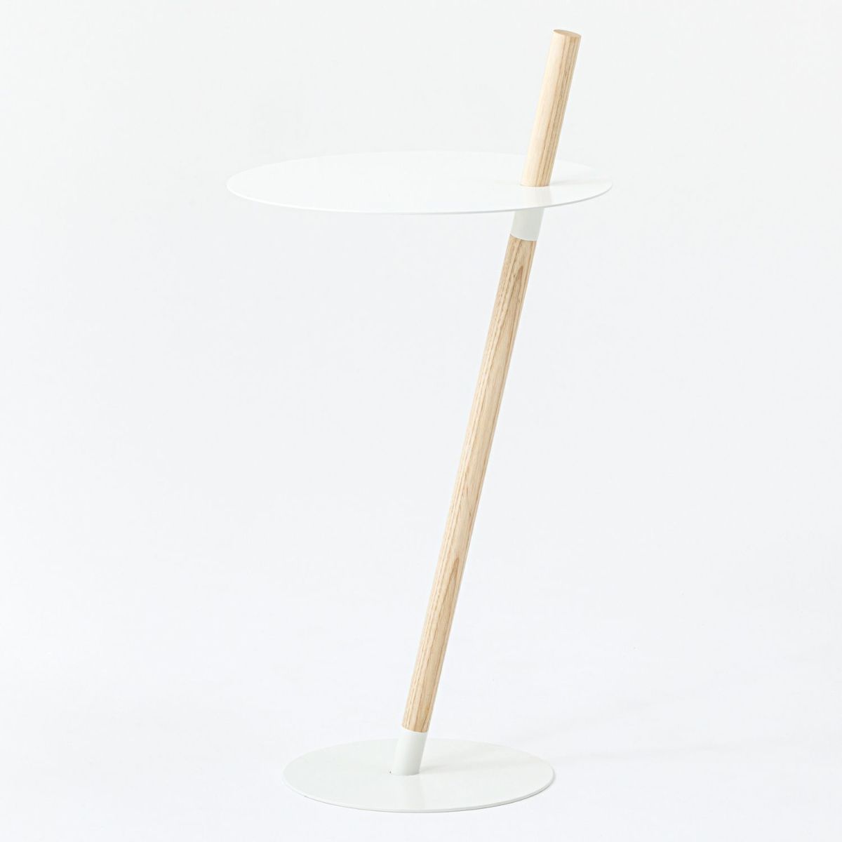 DUENDE デュエンデ TUBE & ROD チューブ＆ロッド サイドテーブル DU0270 無塗装 カラー：2色 デザイン：松尾 直哉