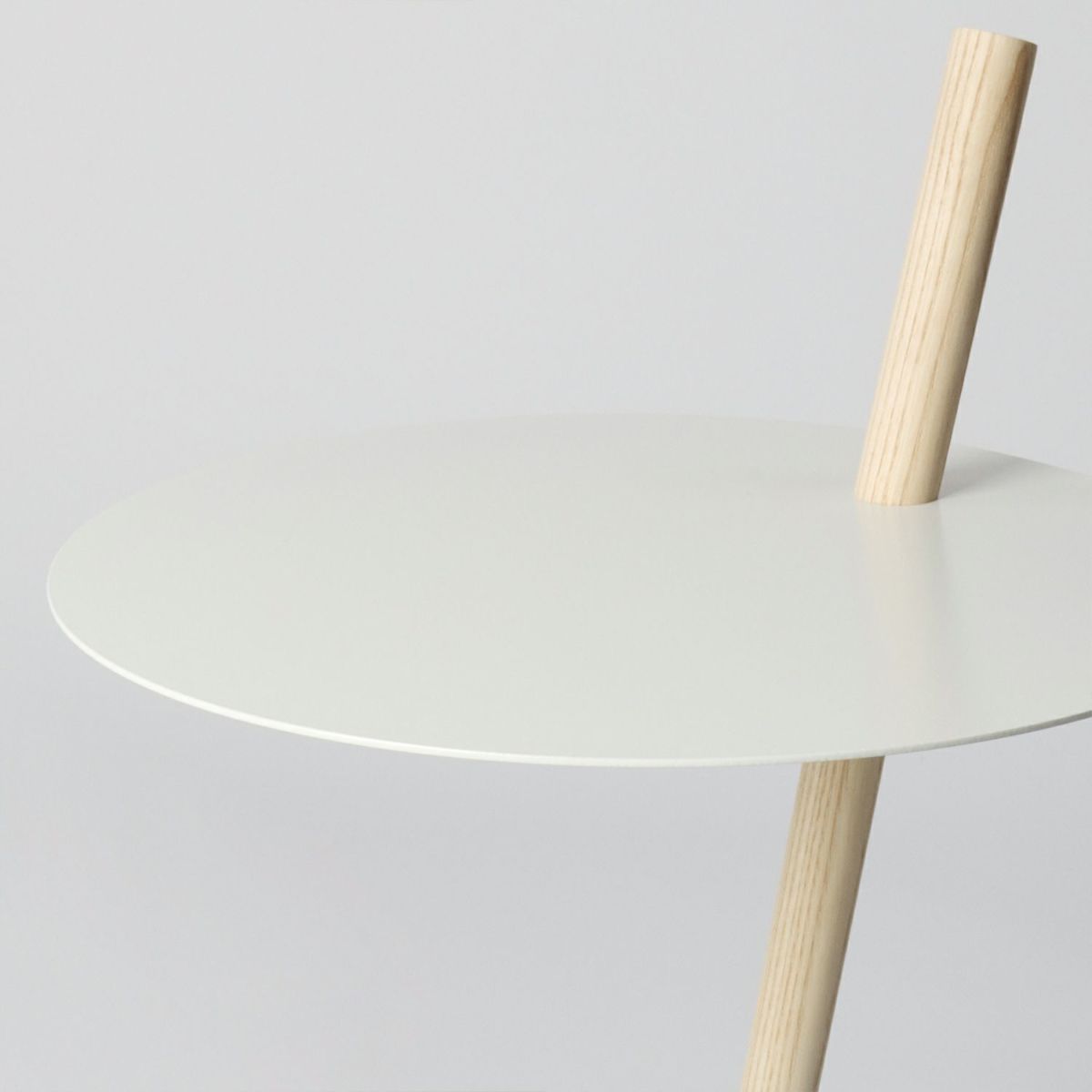 DUENDE デュエンデ TUBE & ROD チューブ＆ロッド サイドテーブル DU0270 無塗装 カラー：2色 デザイン：松尾 直哉