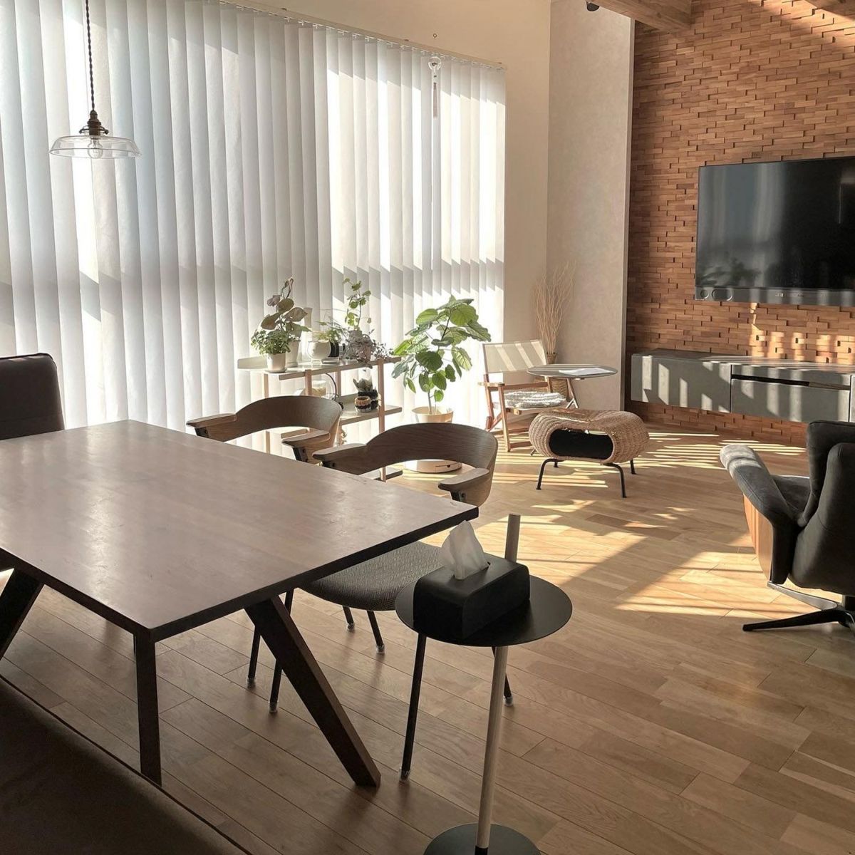 DUENDE デュエンデ TUBE & ROD チューブ＆ロッド サイドテーブル DU0270 無塗装 カラー：2色 デザイン：松尾 直哉