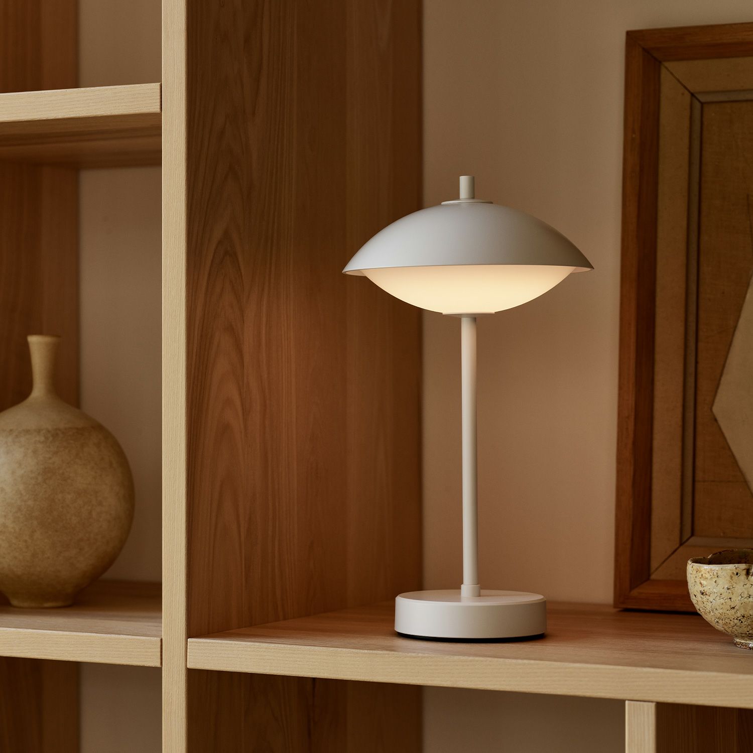 FRITZ HANSEN フリッツ・ハンセン CLAM PORTABLE クラム ポータブルランプ