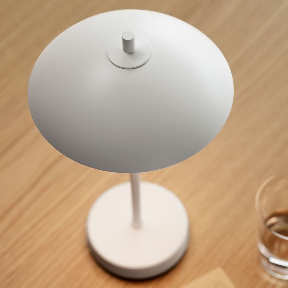 3段階の調光機能付き