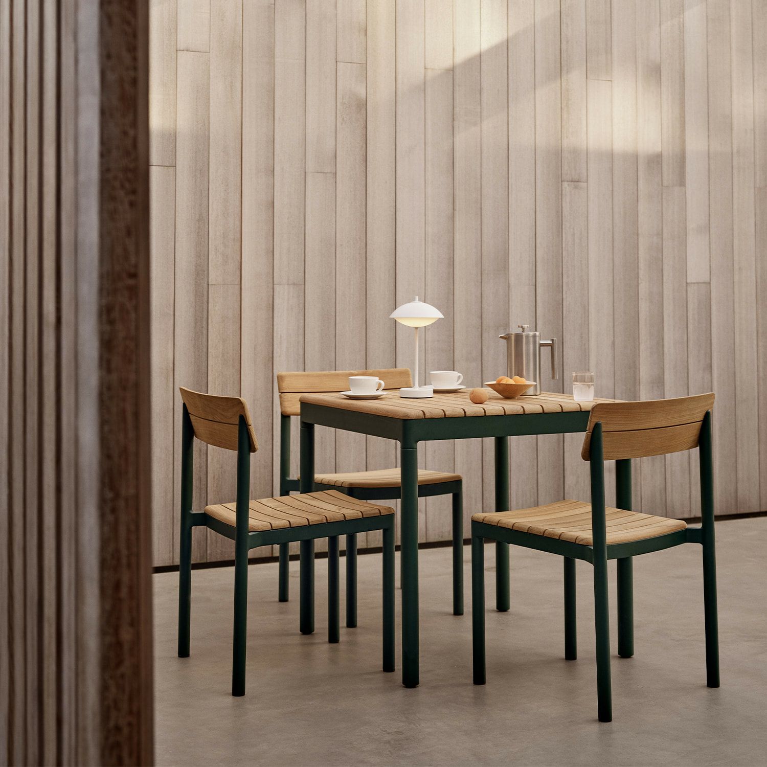 FRITZ HANSEN フリッツ・ハンセン CLAM PORTABLE クラム ポータブルランプ