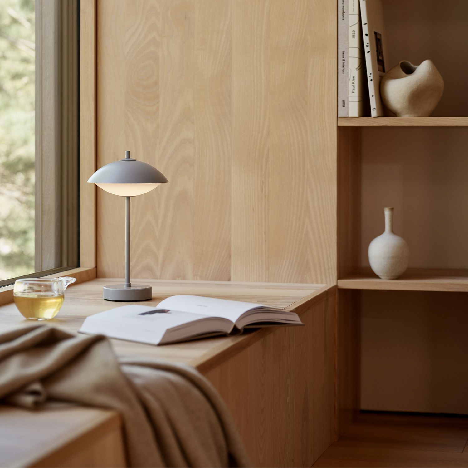 FRITZ HANSEN フリッツ・ハンセン CLAM PORTABLE クラム ポータブルランプ