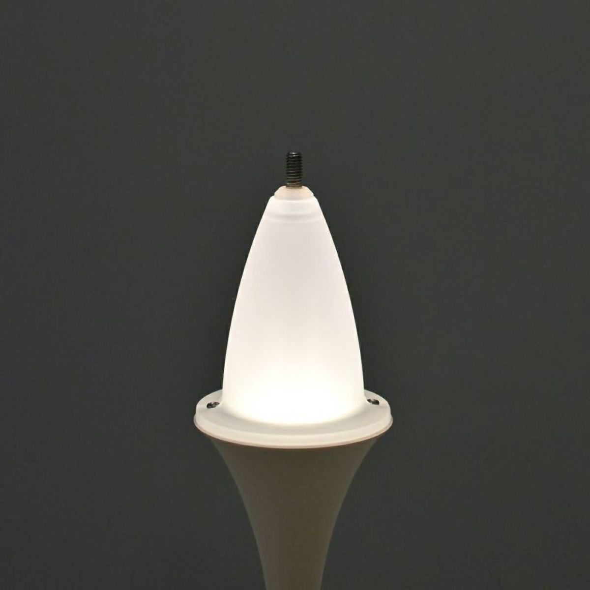 Louis Poulsen ルイスポールセン Panthella 160 Portable パンテラ 160 ポータブル （V3） テーブルランプ カラー：オペーク・バーガンディ デザイン：ヴェルナー・パントン