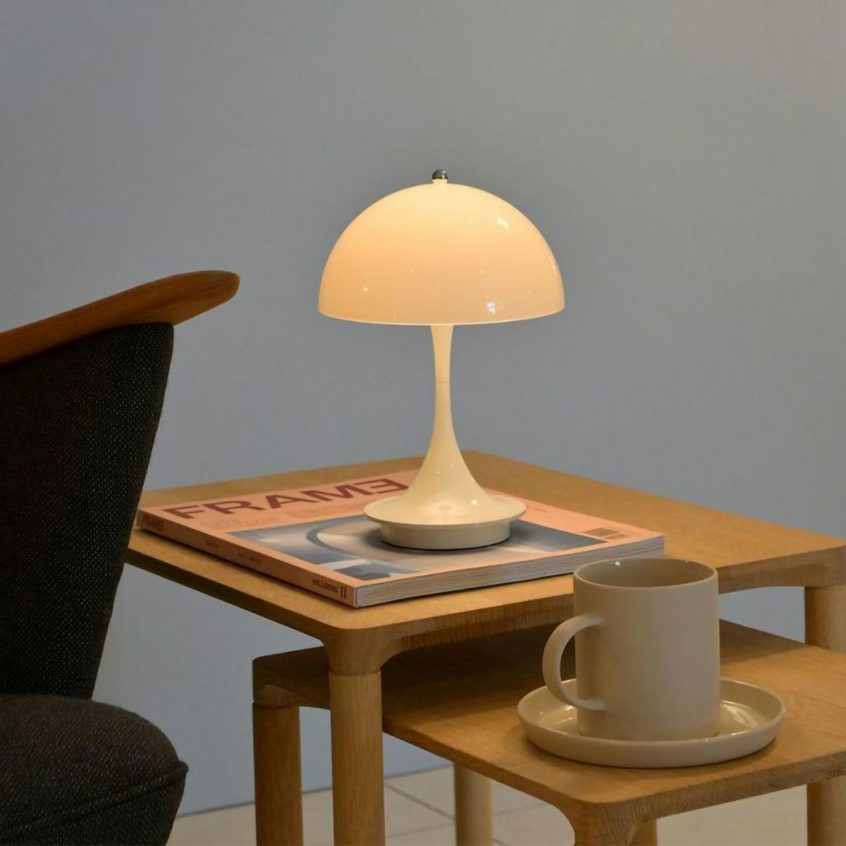 Louis Poulsen ルイスポールセン Panthella 160 Portable パンテラ 160 ポータブル （V3） テーブルランプ カラー：オペーク・モスグリーン デザイン：ヴェルナー・パントン