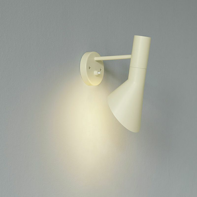 Louis Poulsen ルイスポールセン AJ Wall AJ ウォール カラー：ブラック 真鍮ポリッシュ （無塗装） デザイン：アルネ・ヤコブセン